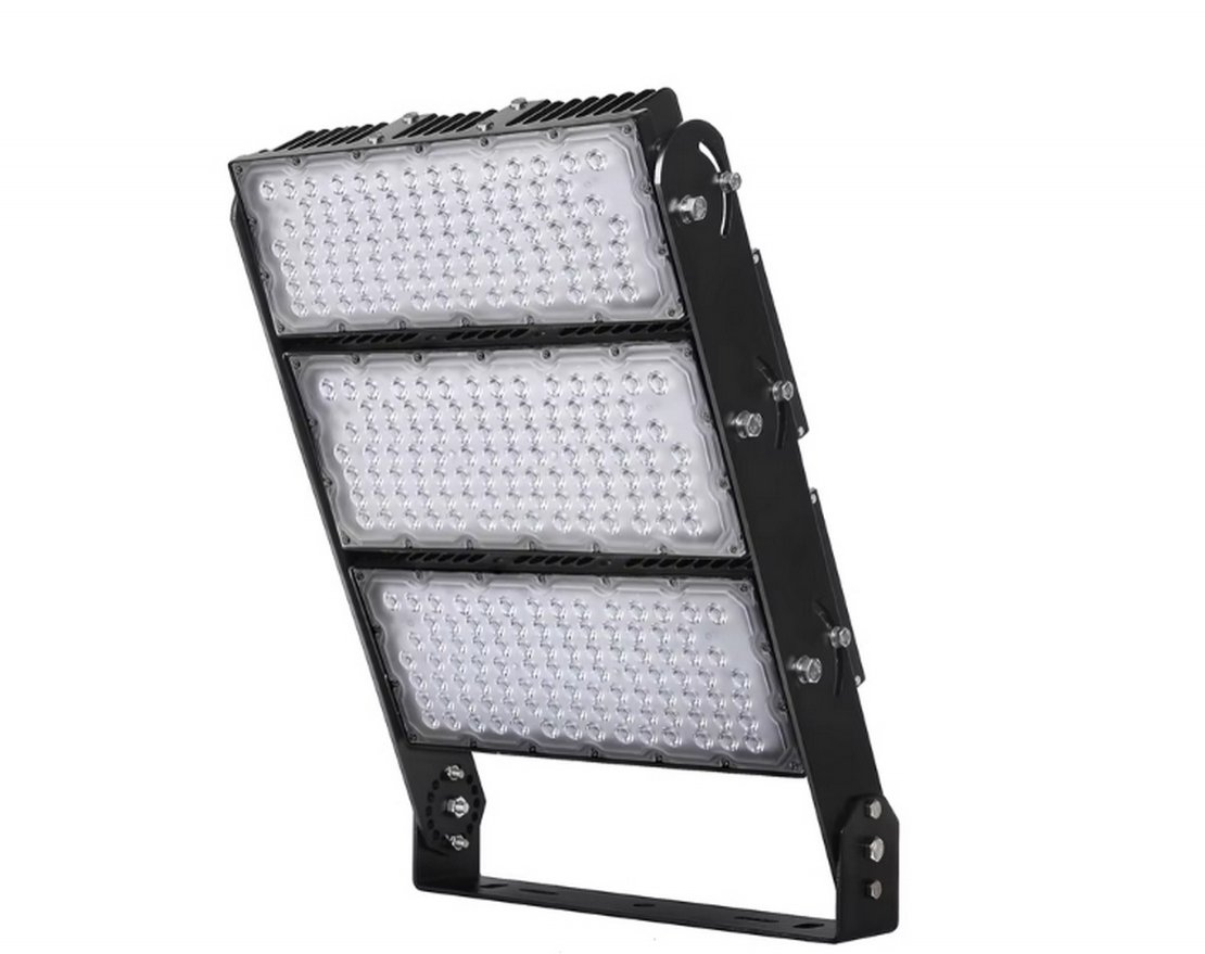 Опора ОГК 8 м с 1 прожектором LD 510300 и 1 прожектором LD16050 - вид 2